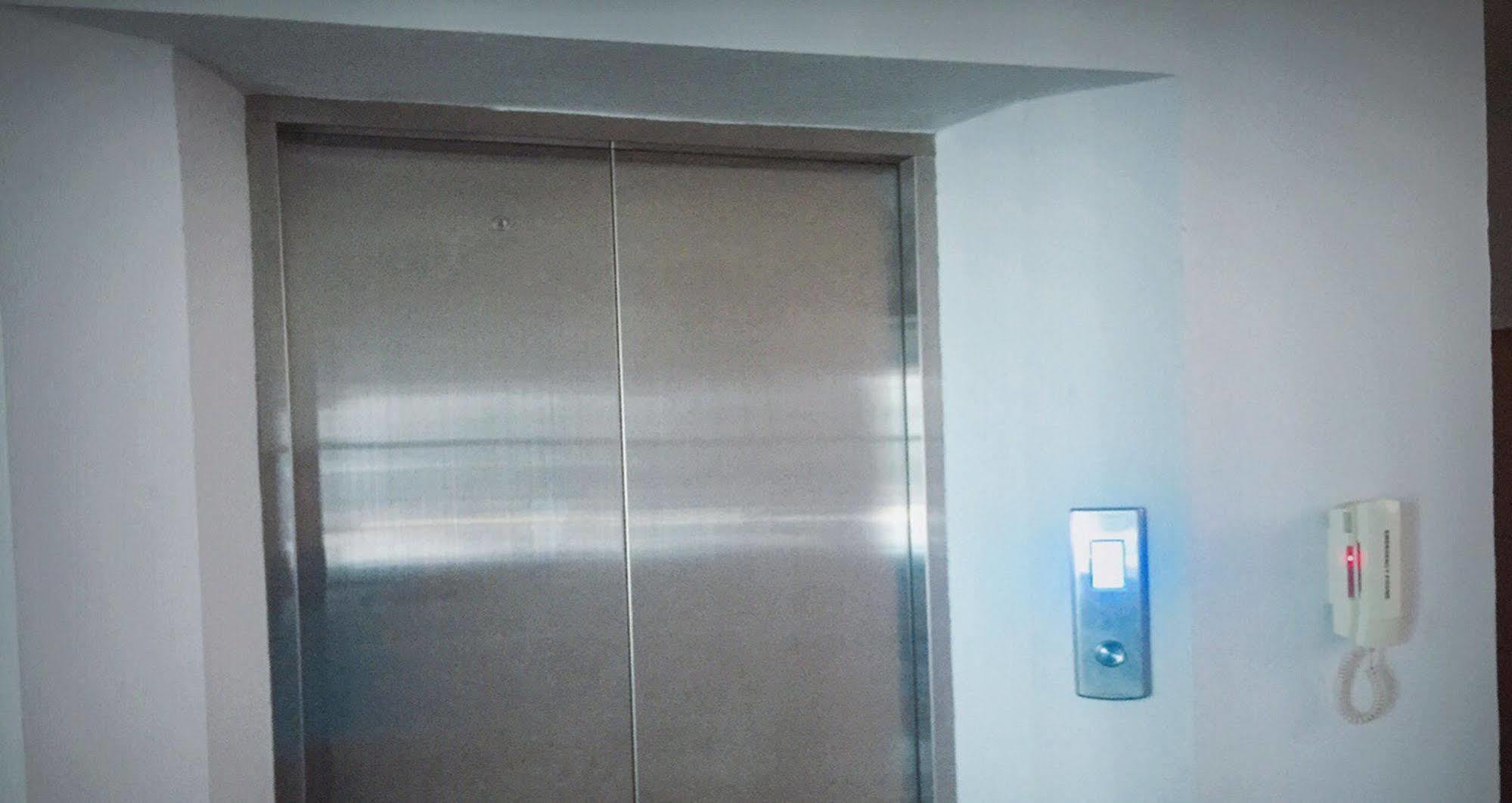 Rinrada Loft Resident Otel Chiang Mai Dış mekan fotoğraf