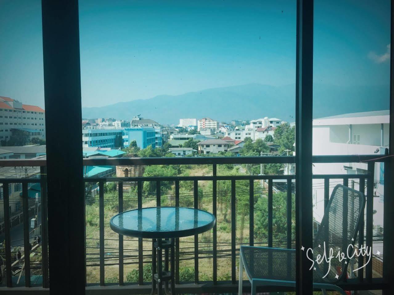 Rinrada Loft Resident Otel Chiang Mai Dış mekan fotoğraf